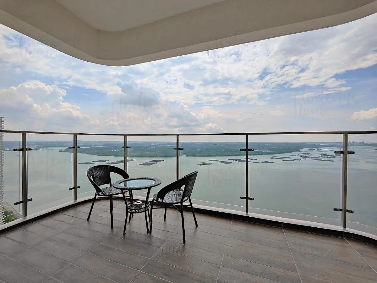 Royal Strand, Country Garden Danga Bay Homestay By Welcome Home Johor Bahru 0*,